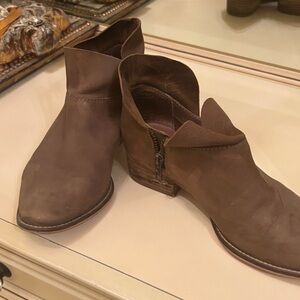 Seychelles Brown Ankle Boots